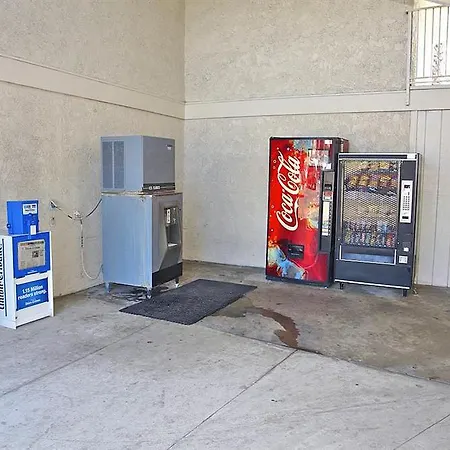 Motel 6-San Diego, CA - North 