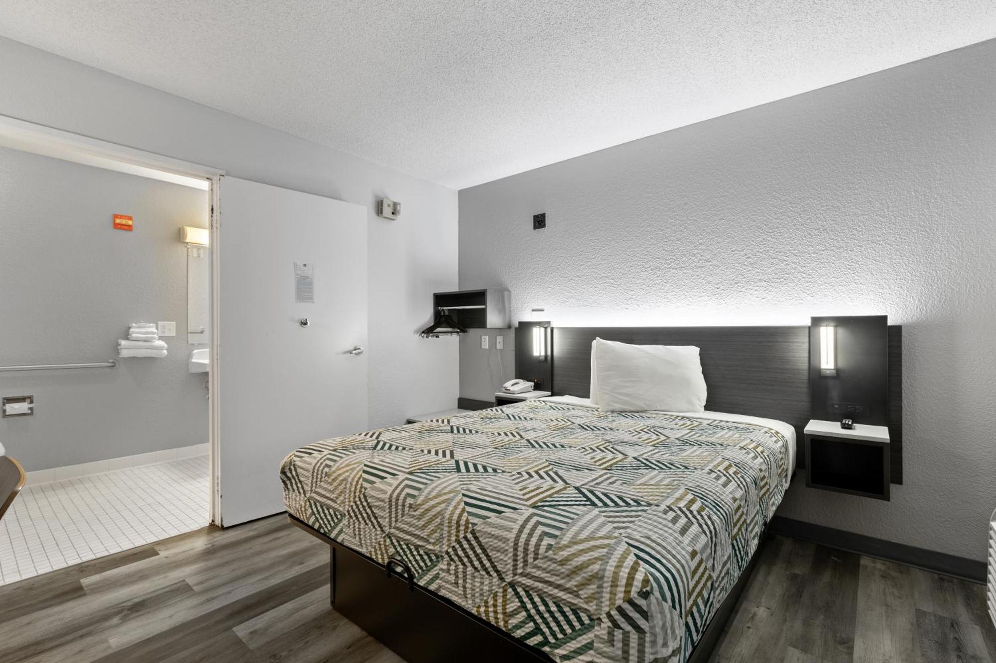 6-san Diego, Ca - North Hotel