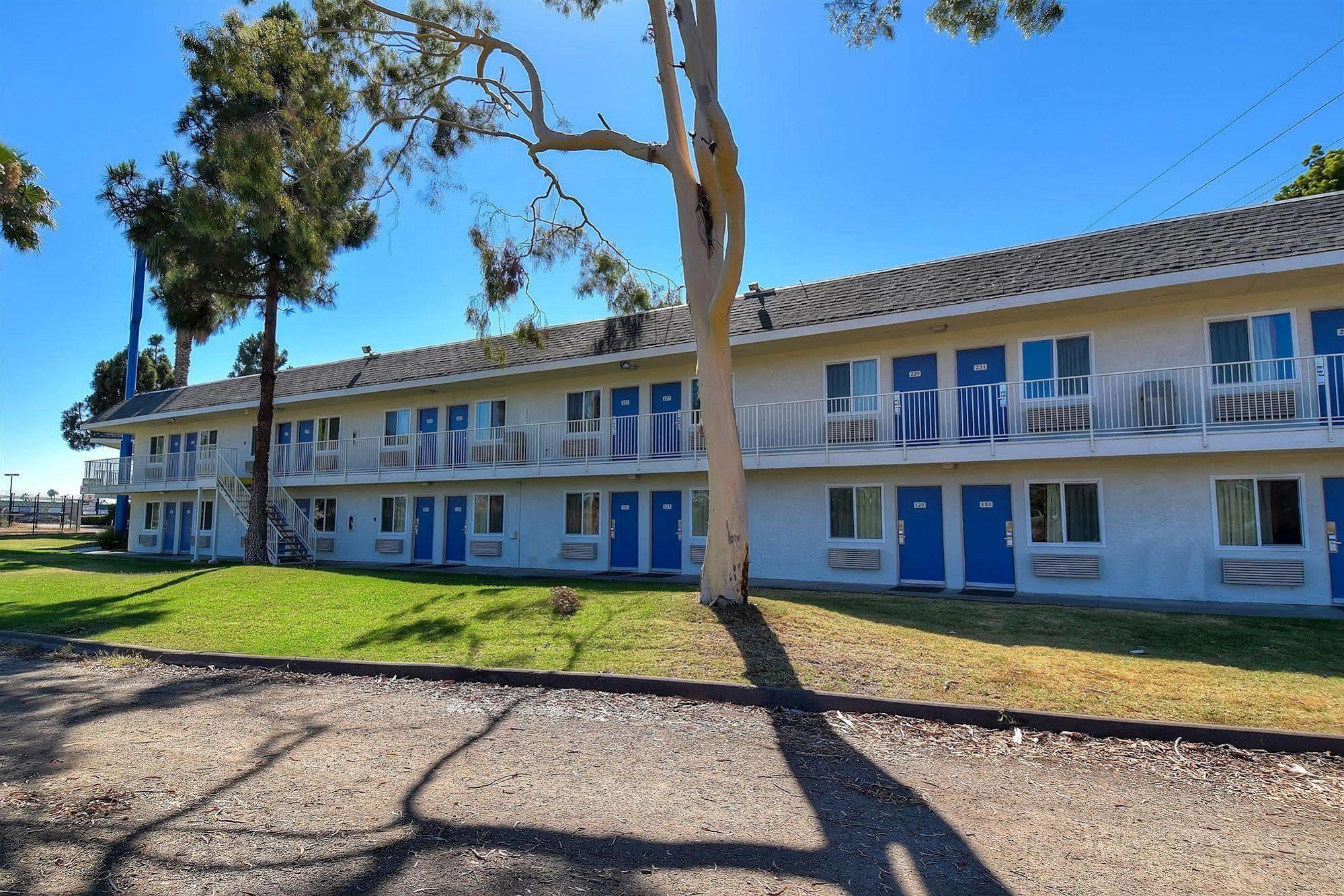 Hotel 6-san Diego, Ca - North San Diego