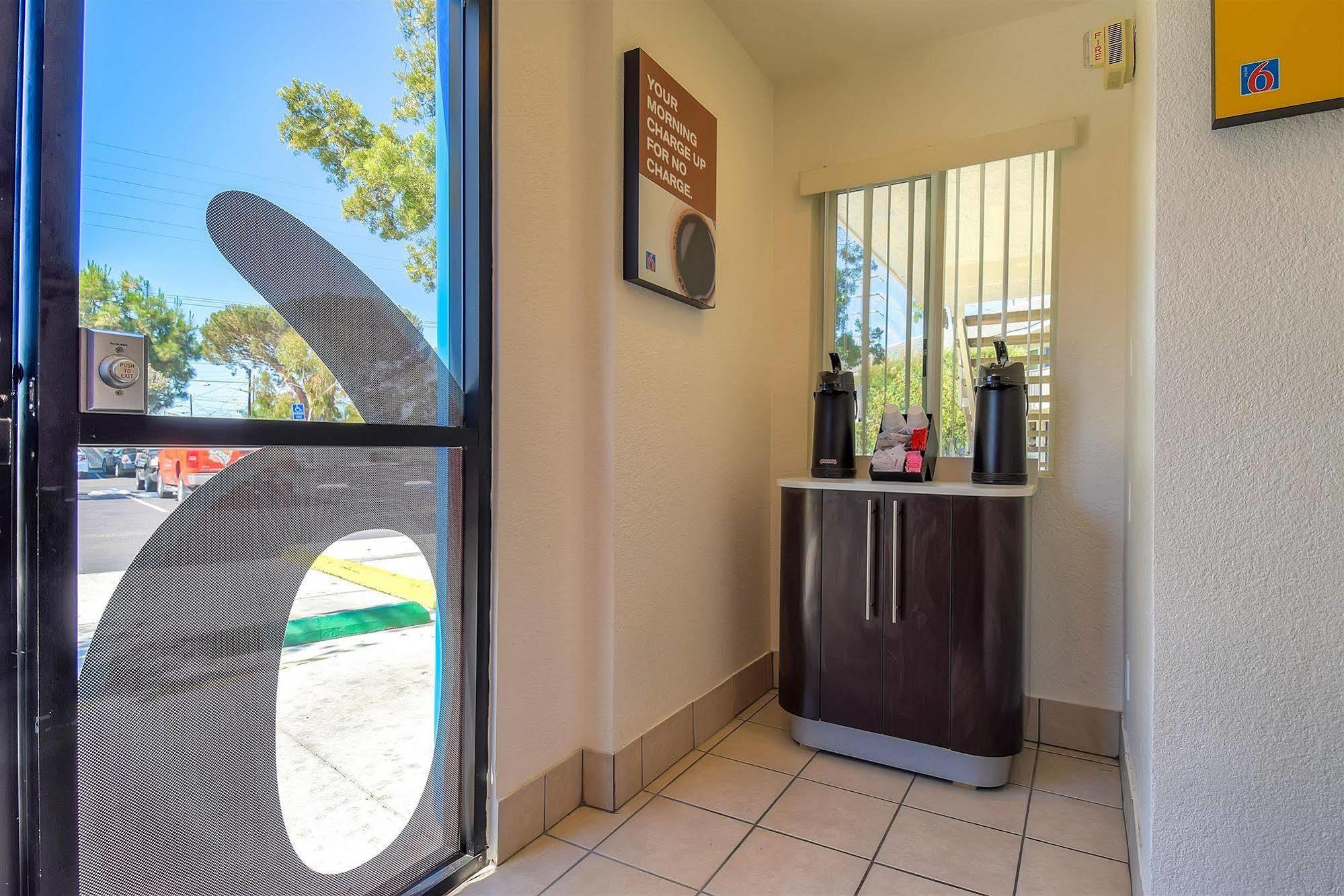 Hotel 6-san Diego, Ca - North